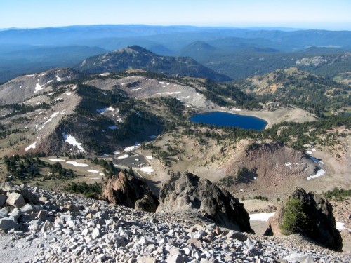 lassen peak trail lake helen