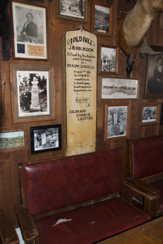deadwood_hickok-death-chair