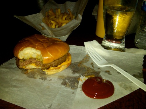 millers-bar_burger