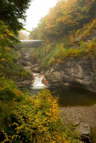 new-hampshire_pool-and-bridge
