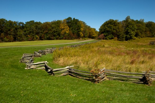 blue-ridge_fence-road