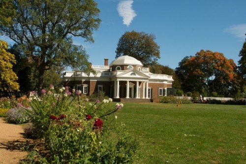 monticello_back-lawn-view