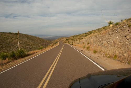 big-bend_desert-drive