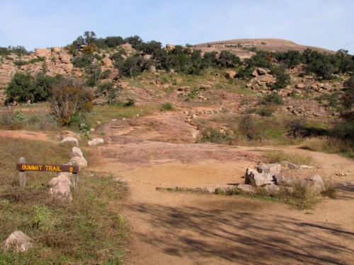 enchanted-rock_trail-panorama