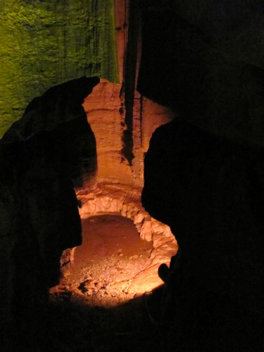 mammoth-cave_magic-glow